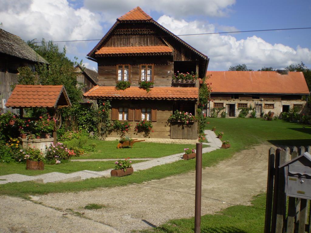 Apartments Iza Na Trem Cigoc Exterior photo